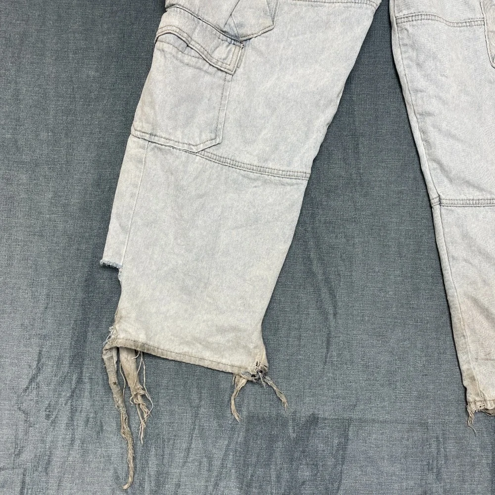 Empyre Loose Fit Cargo Jeans Mens 32 Blue Denim Flat Front Pockets Embroidered